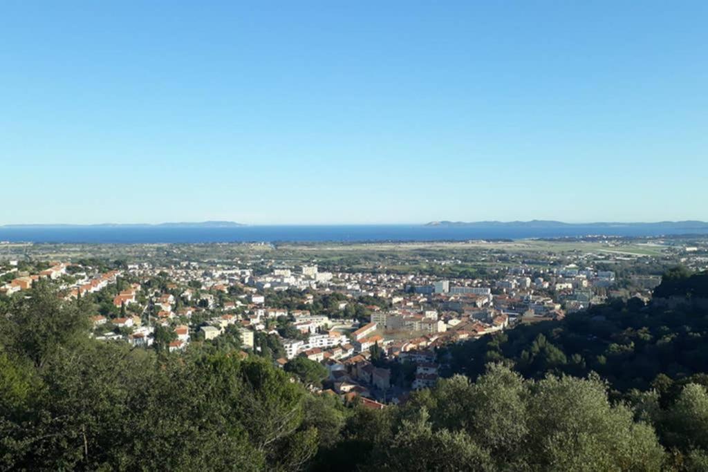 T2 Clim Parking, Entre Nature Et Plage Hyeres Bagian luar foto