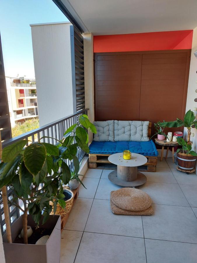 T2 Clim Parking, Entre Nature Et Plage Hyeres Bagian luar foto